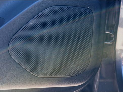 Used 2024 Nissan Rogue S image 22