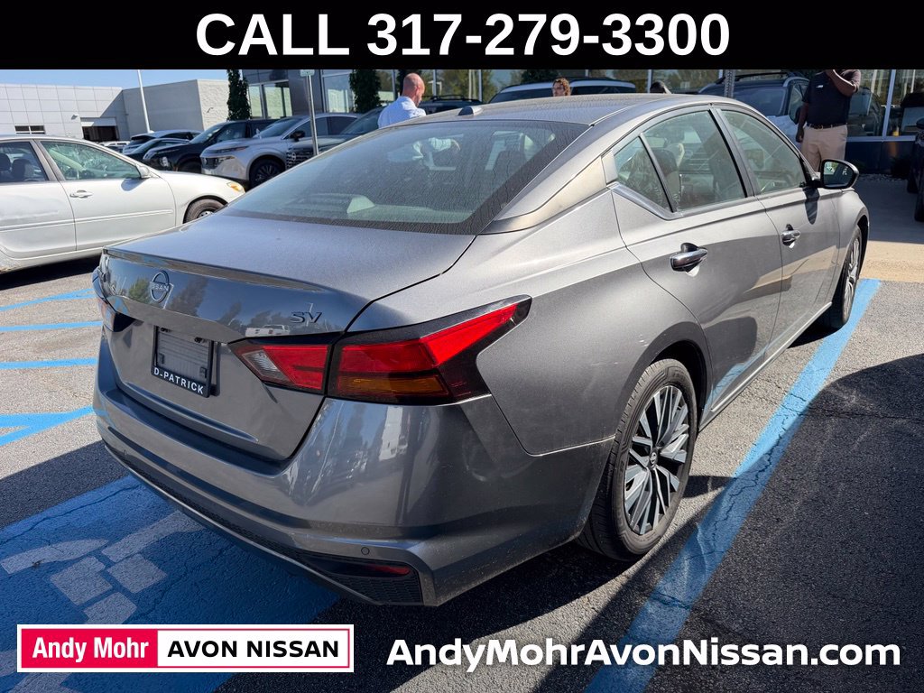 Used 2024 Nissan Altima 2.5 SV FWD image 4