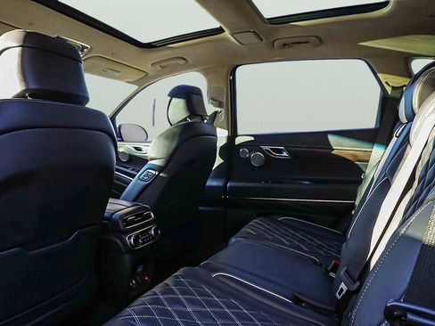 Used 2023 Genesis GV80 3.5T image 22