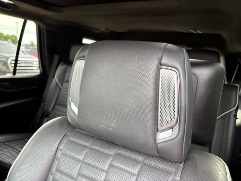 Used 2022 Cadillac Escalade Sport Platinum AWD/4WD image 26
