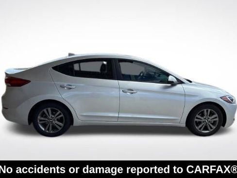 Used 2018 Hyundai Elantra SEL FWD image 3