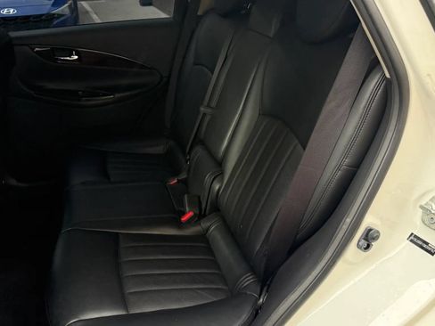 Used 2016 INFINITI QX50 AWD w/ Deluxe Touring Package image 12