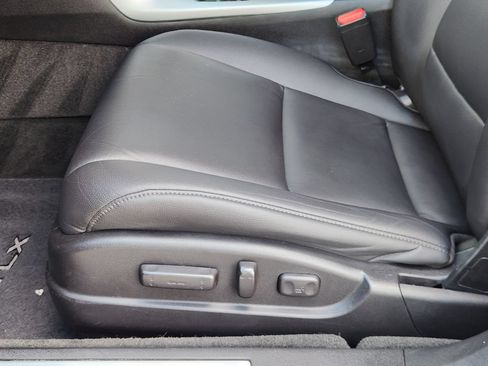 Used 2018 Acura TLX FWD image 23
