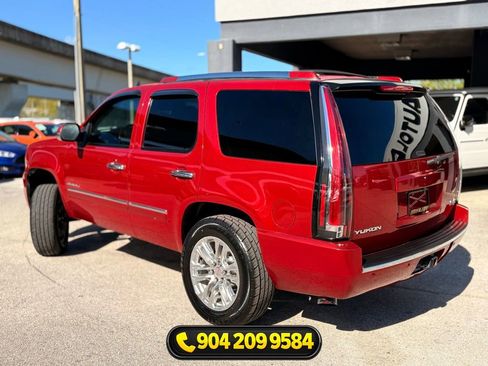 Used 2013 GMC Yukon Denali RWD image 3
