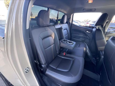 Used 2022 GMC Canyon AT4 w/ Driver Alert Package image 28