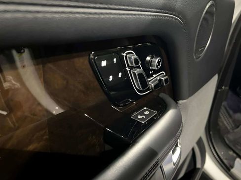 Used 2018 Land Rover Range Rover Long Wheelbase Supercharged AWD/4WD image 22