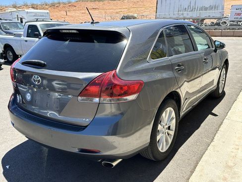 Used 2013 Toyota Venza LE FWD image 3