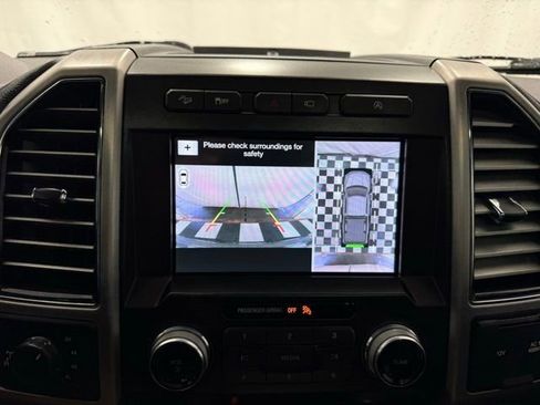 Used 2019 Ford F150 Platinum w/ Equipment Group 701A Luxury image 37