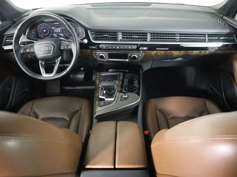 Used 2019 Audi Q7 3.0T Premium Plus w/ Premium Plus Package image 13