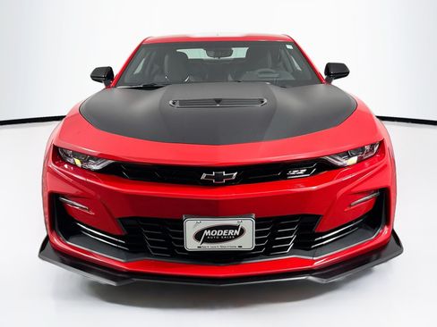 Used 2023 Chevrolet Camaro SS RWD image 4
