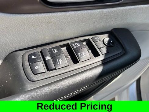 Used 2024 Chrysler Voyager LX FWD image 14