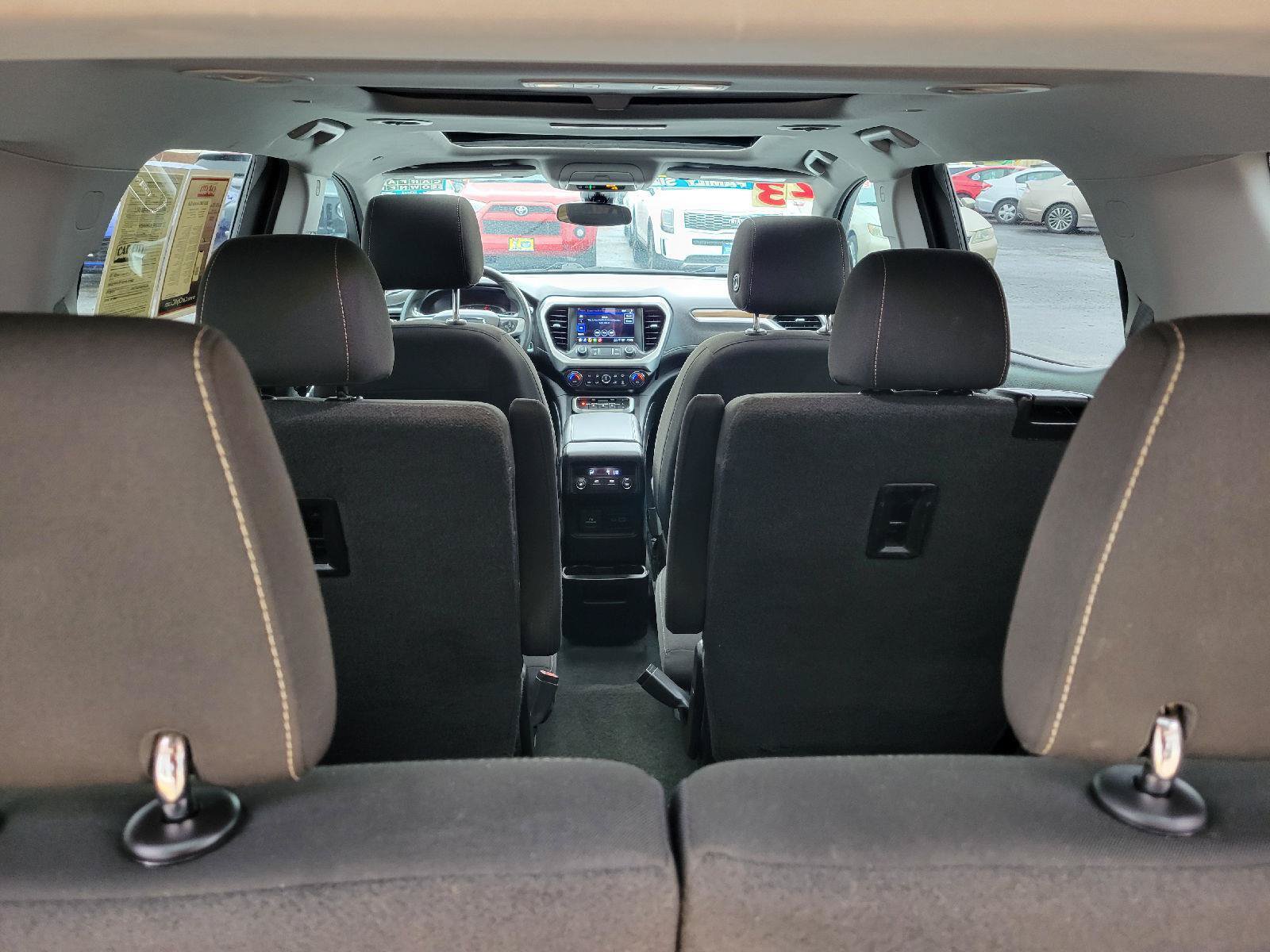 Used 2023 GMC Acadia SLE w/ Driver Convenience Package FWD image 36