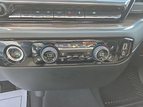 Certified 2023 Chevrolet Silverado 1500 RST AWD/4WD image 20