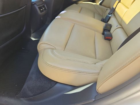 Used 2013 Cadillac ATS Luxury w/ Cold Weather Package image 27