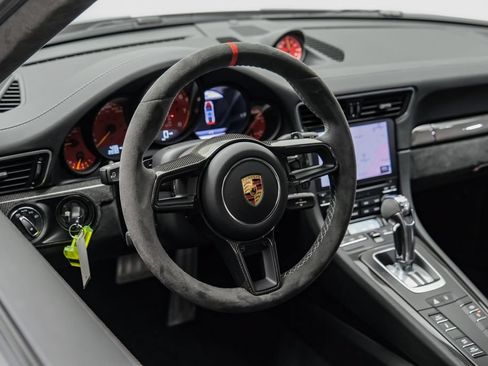 Used 2018 Porsche 911 GT2 RS RWD image 14