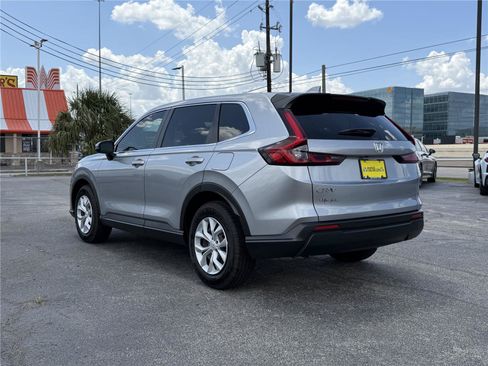 Used 2024 Honda CR-V LX image 5