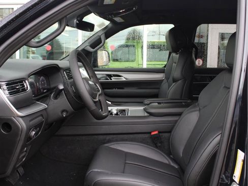 New 2025 Jeep Wagoneer Series II w/ Premium Group I image 11