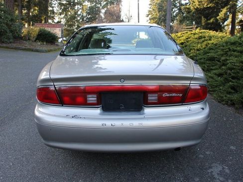 Used 2003 Buick Century Custom image 9