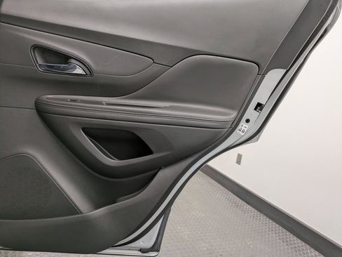 Used 2022 Buick Encore Preferred w/ Safety Package image 25