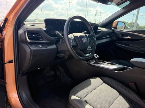 Used 2024 Buick Envista Preferred w/ Convenience I Package FWD image 17