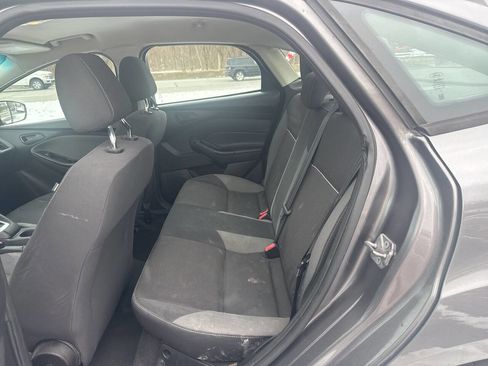 Used 2012 Ford Focus SE image 16