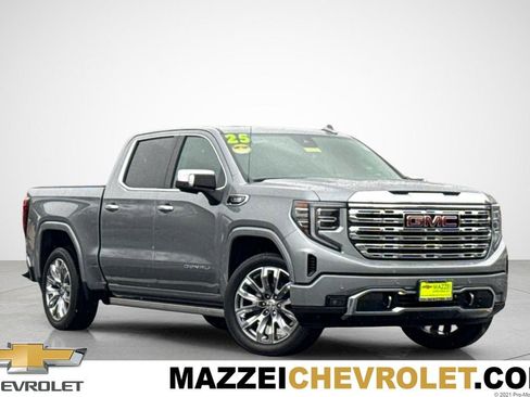 Used 2025 GMC Sierra 1500 Denali w/ Denali Reserve Package image 1
