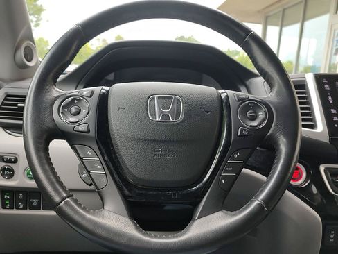 Used 2017 Honda Ridgeline RTL-E image 21