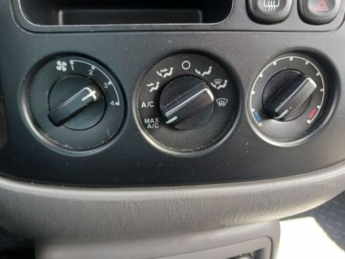Used 2002 Ford Escape XLT AWD/4WD image 17
