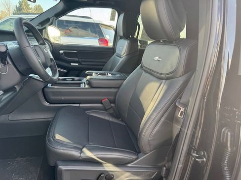 New 2026 Ford Expedition Platinum w/ Stealth Performance Package image 9