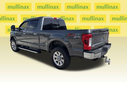 Used 2018 Ford F250 Lariat w/ Lariat Ultimate Package AWD/4WD image 4