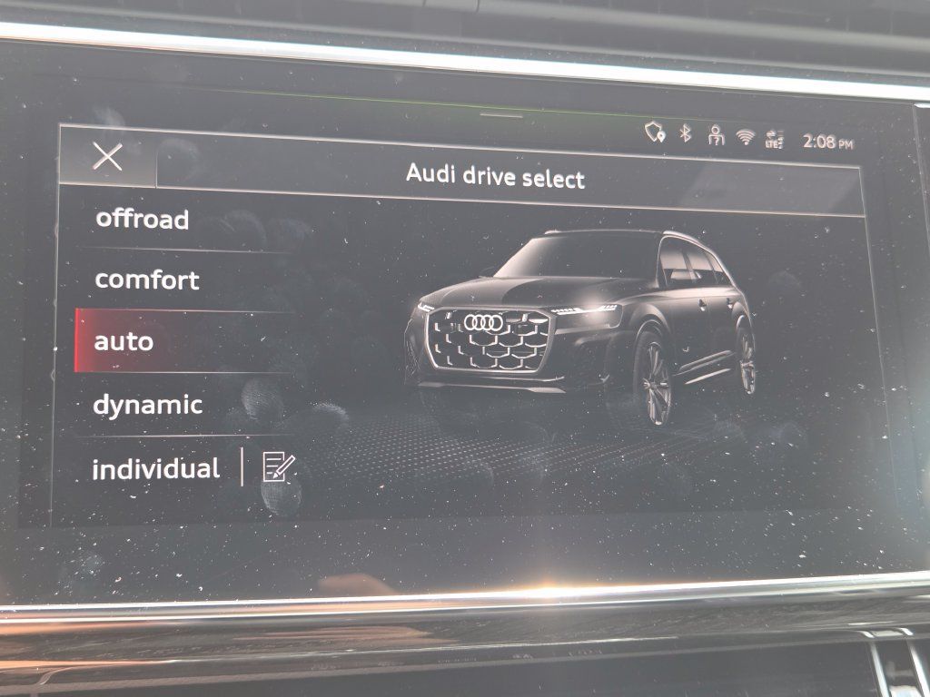 Certified 2026 Audi Q7 2.0T Premium AWD/4WD image 15