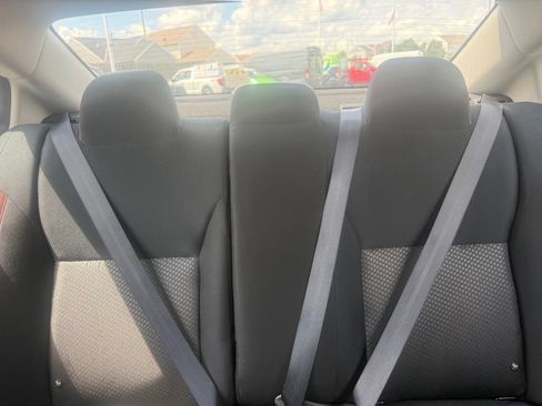 Used 2024 Nissan Versa SR FWD image 29