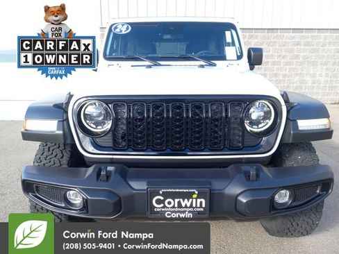 Used 2024 Jeep Wrangler Willys image 8