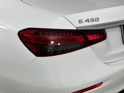 Certified 2023 Mercedes-Benz E 450 4MATIC Sedan image 40