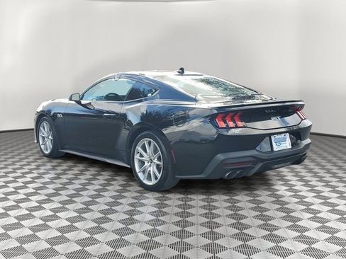 Used 2025 Ford Mustang GT Premium image 4