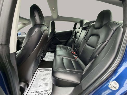 Used 2019 Tesla Model 3 Standard Range Plus image 20