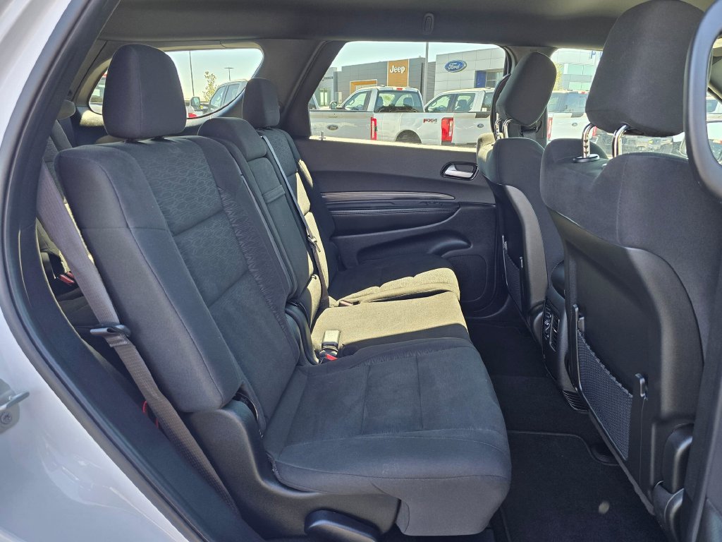 Used 2024 Dodge Durango SXT w/ 3rd Row Seating Group AWD/4WD image 15