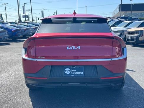 Certified 2024 Kia EV6 Light AWD/4WD image 8