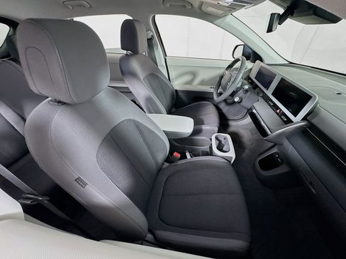 Used 2024 Hyundai Ioniq 5 SEL image 27