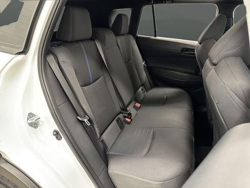 Used 2024 Toyota Corolla Cross SE image 28