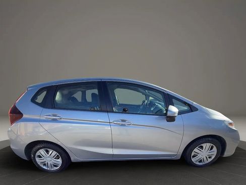 Used 2018 Honda Fit LX image 4