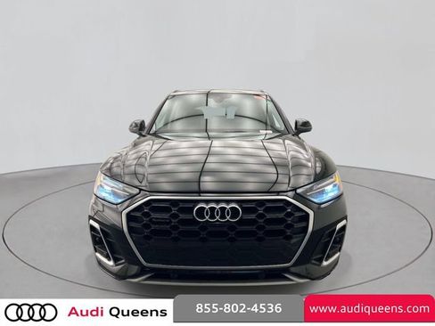 Used 2023 Audi Q5 2.0T Premium Plus w/ Premium Plus Package AWD/4WD image 2