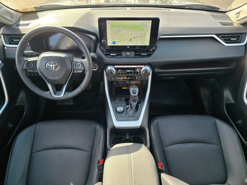 Used 2025 Toyota RAV4 Limited w/ Advanced Technology Package image 18
