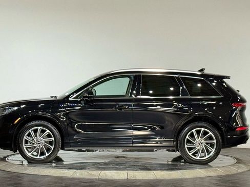 Used 2022 Lincoln Corsair Grand Touring image 6