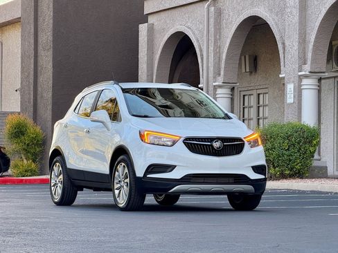 Used 2018 Buick Encore Preferred image 5