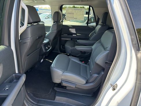 New 2026 Ford Expedition Max Active AWD/4WD image 18