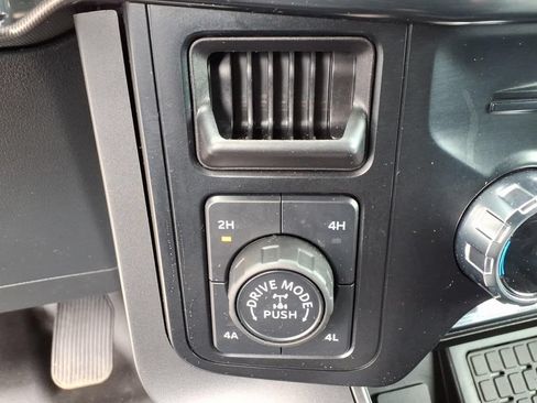 Used 2024 Ford F150 Lariat w/ Equipment Group 502A High AWD/4WD image 30