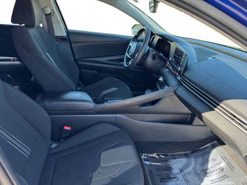 Certified 2022 Hyundai Elantra SEL image 15