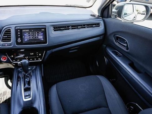 Used 2022 Honda HR-V EX image 18