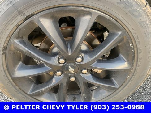 Used 2019 Dodge Durango SXT image 18